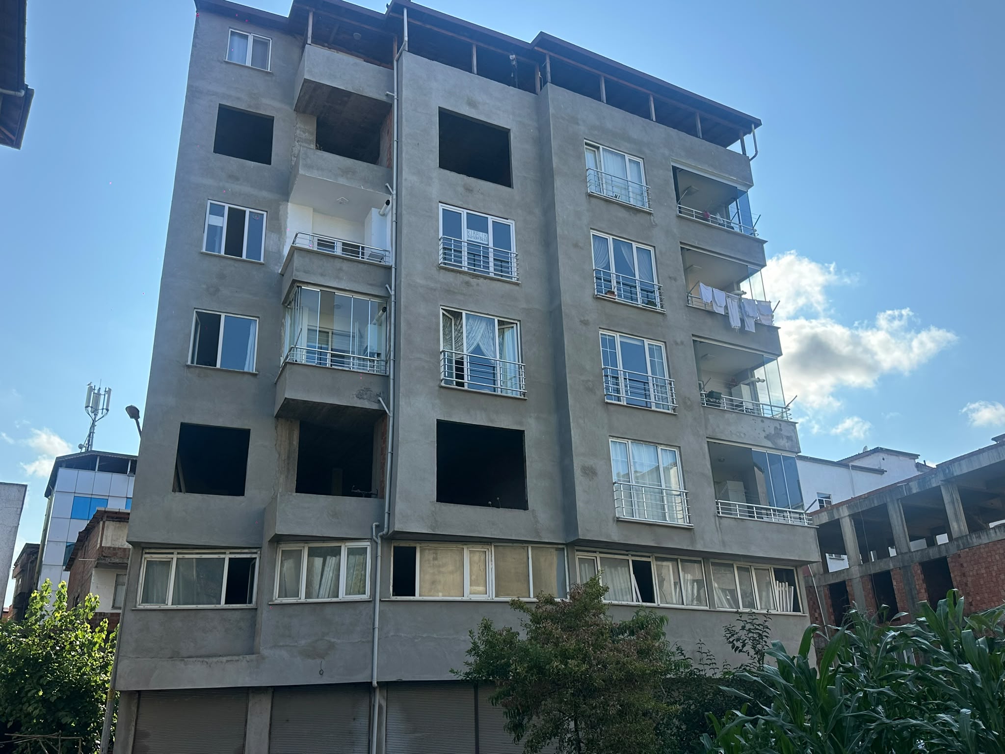 MABEL DEN LİSELER MAHALLESİ CARREFOUR YAKINI İÇİ SIFIR DAİRE